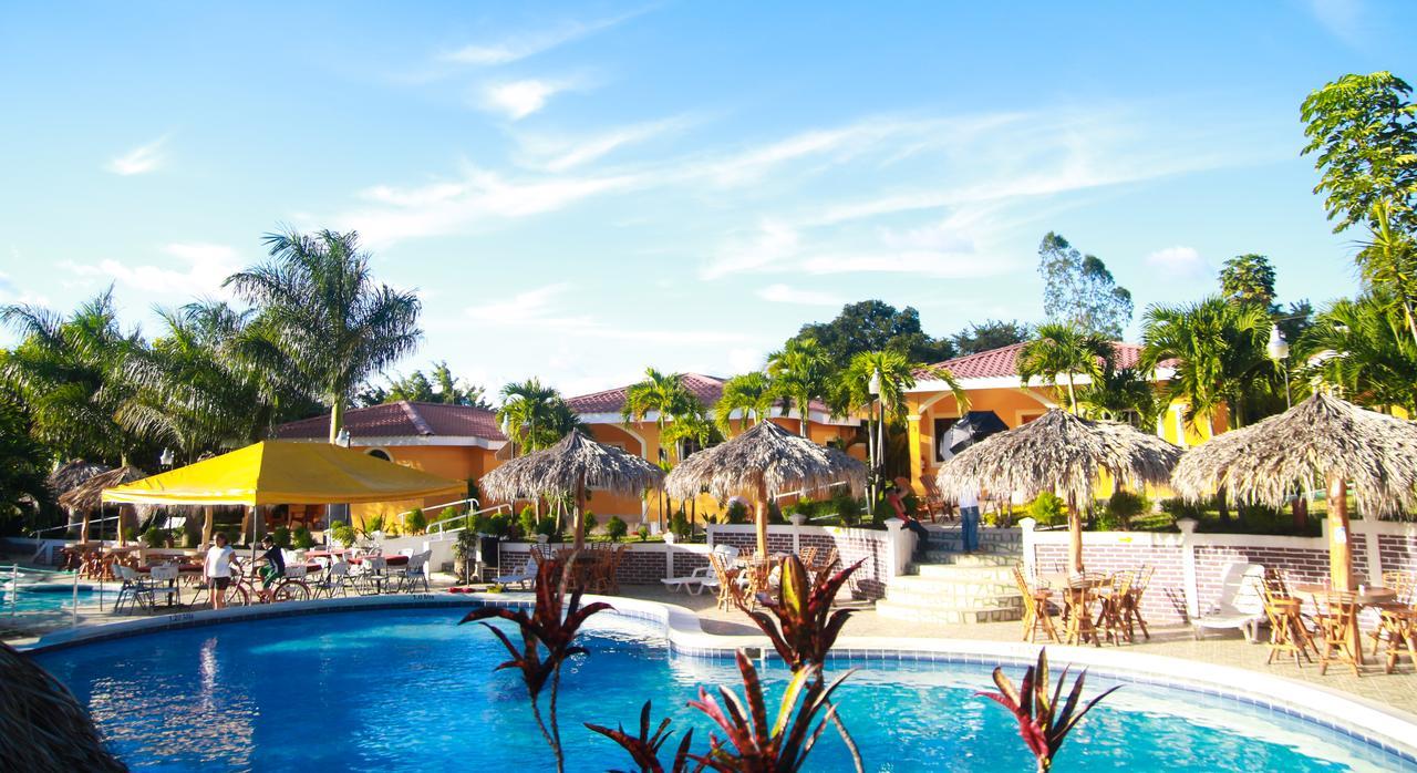 Apart Hotel Acuarious De Luis Estelí Eksteriør billede